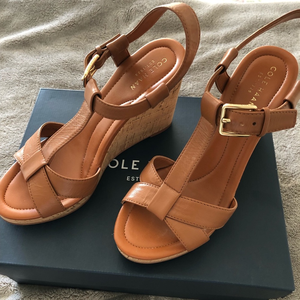 Cole Haan Ayla Wedge Sandals size 7.5 B Tan/Acorn